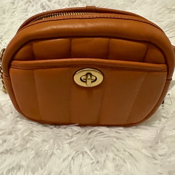 NWT! COACH QUILTED CAMERA BAG